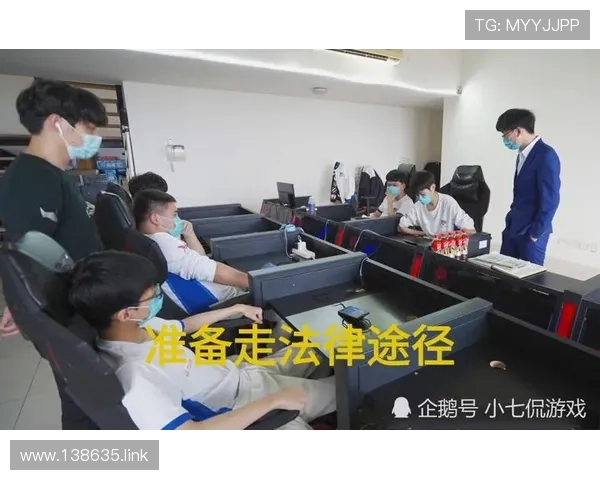 阿泰直播偶遇超玩会，现场互动引爆全场热议